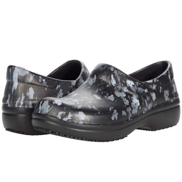 CROCS Shoes - Women's Black Neria Pro Ii Clog | Slip Resistant Work Shoes